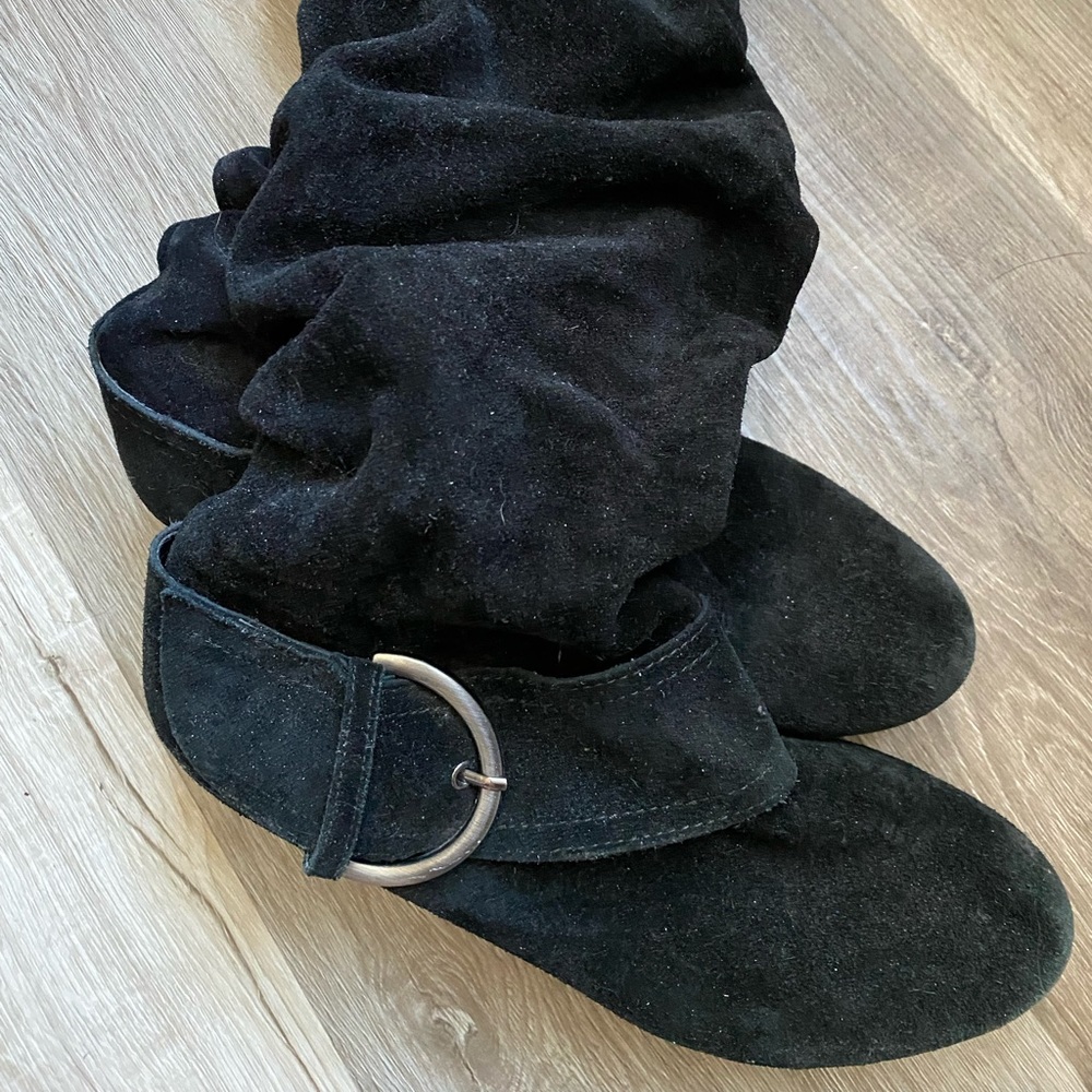 Suede boots women’s size 9